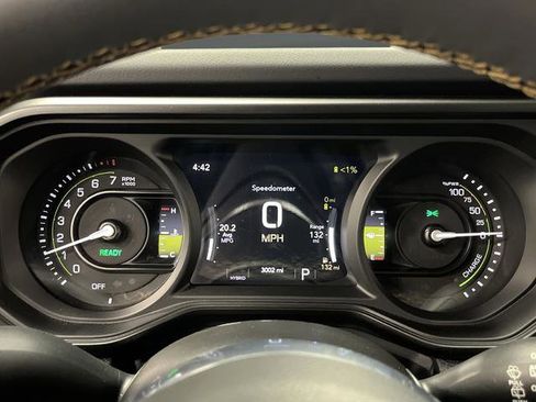 Used 2024 Jeep Wrangler Sahara 4xe image 15
