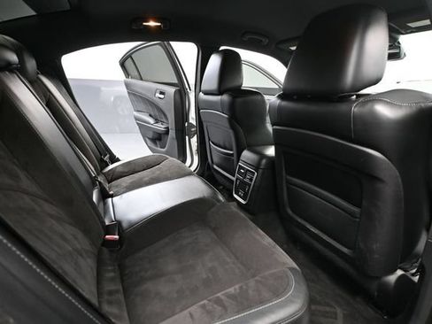 Used 2016 Dodge Charger R/T RWD image 46