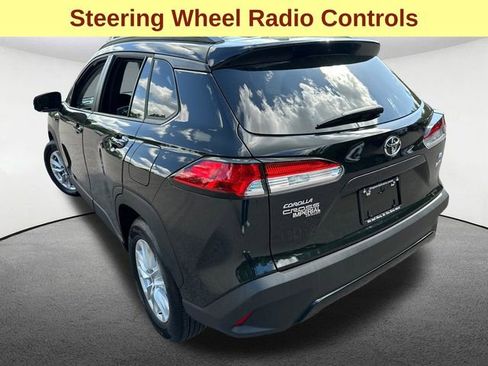 Used 2023 Toyota Corolla Cross LE w/ Moonroof Package AWD/4WD image 8