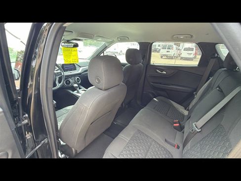 Used 2021 Chevrolet Blazer LT FWD image 23