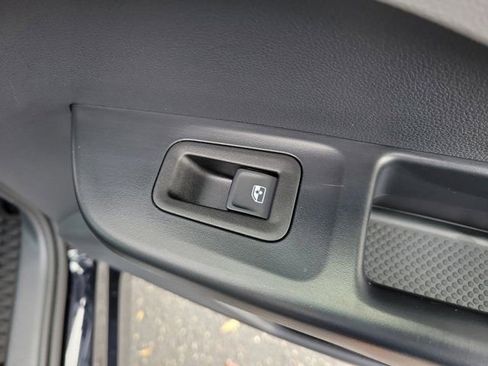 Used 2023 Volkswagen Taos S image 12