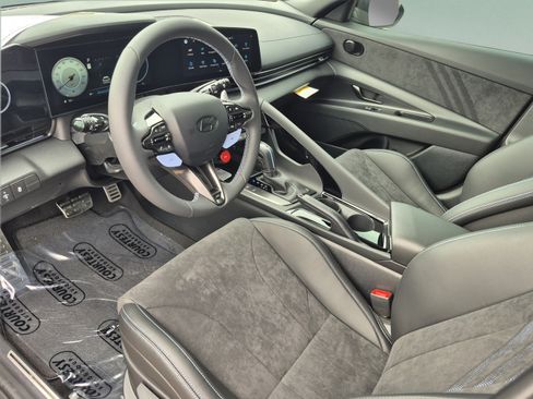 New 2026 Hyundai Elantra N FWD image 17