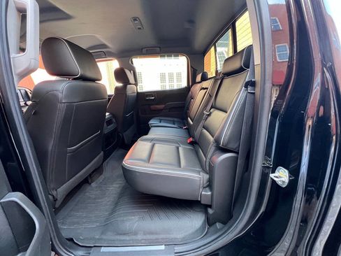 Used 2018 Chevrolet Silverado 2500 High Country w/ Duramax Plus Package image 13