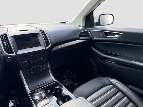 Used 2019 Ford Edge SEL w/ Equipment Group 201A FWD image 22