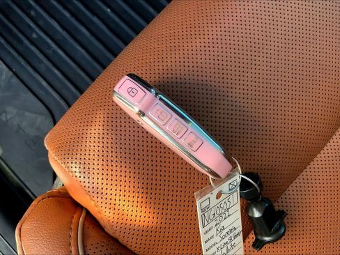 Used 2022 Kia Sorento SX Prestige w/ Rust Color Package image 14