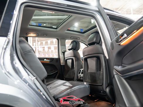 Used 2018 Mercedes-Benz GLS 550 4MATIC w/ Driver Assistance Package image 19