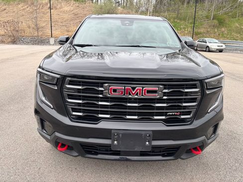 Used 2024 GMC Acadia AT4 w/ Luxury Package AWD/4WD image 9