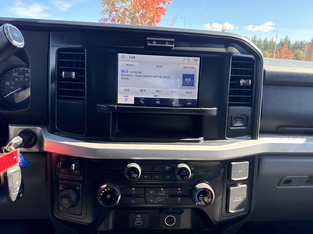 Used 2025 Ford F250 XLT w/ FX4 Off-Road Package AWD/4WD image 25