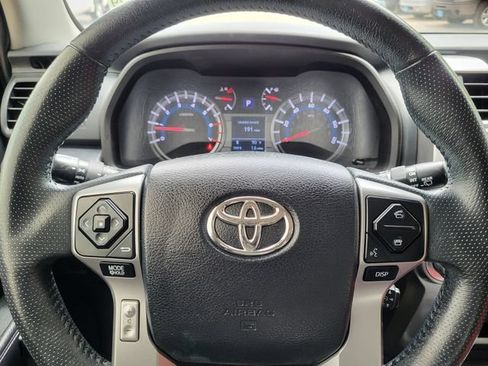 Used 2018 Toyota 4Runner Limited AWD/4WD image 15