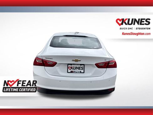 Used 2024 Chevrolet Malibu LT FWD image 9