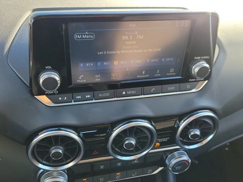 Used 2025 Nissan Sentra S image 24