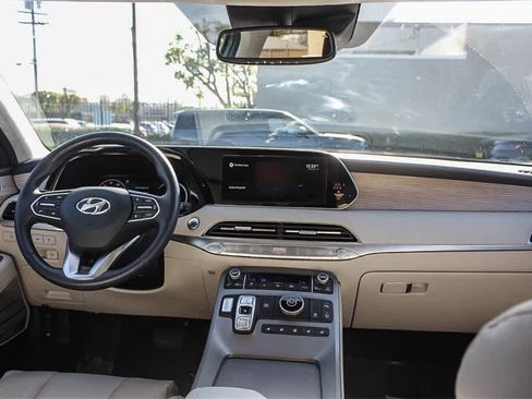 Certified 2022 Hyundai Palisade Calligraphy w/ Winter Package image 16
