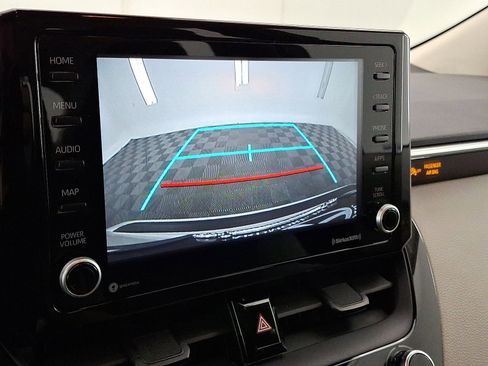 Used 2022 Toyota Corolla LE image 15