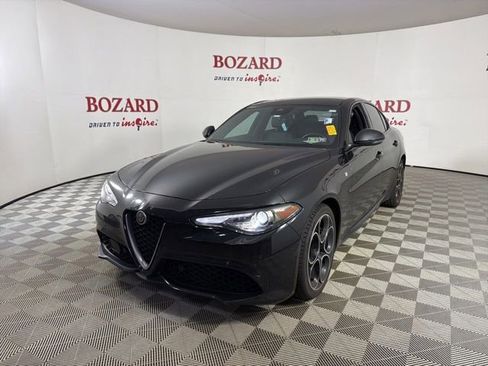 Used 2023 Alfa Romeo Giulia Ti w/ Active Assist Plus Package AWD/4WD image 4
