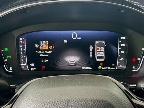 Used 2024 Honda Civic Touring image 12