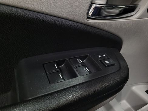 Used 2016 Honda Pilot Elite image 27