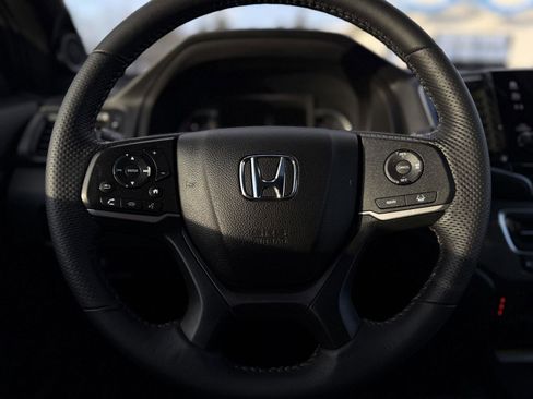 Used 2022 Honda Passport EX-L image 17