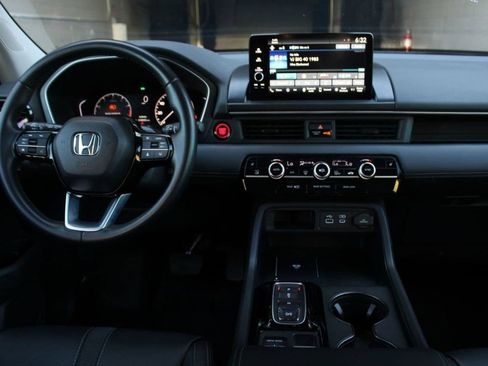 Used 2023 Honda Pilot EX-L image 38