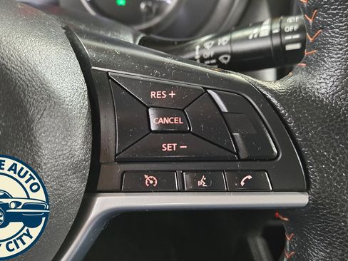 Used 2019 Nissan Kicks SR FWD image 13