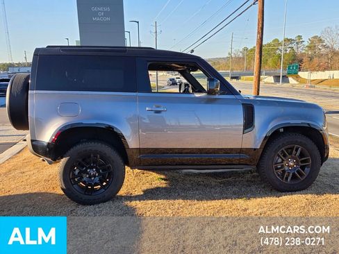 Used 2022 Land Rover Defender 90 X-Dynamic S image 7