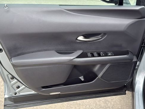 Used 2023 Lexus UX 250h FWD w/ Accessory Package (Z2) image 12