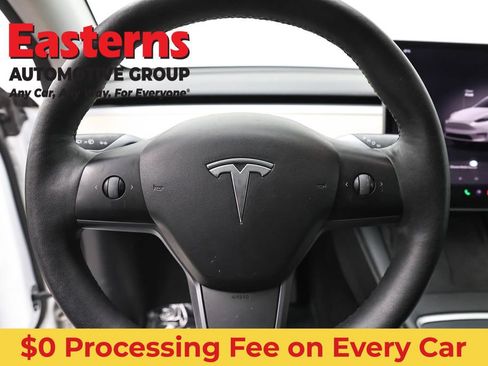 Used 2022 Tesla Model Y Long Range AWD/4WD image 10