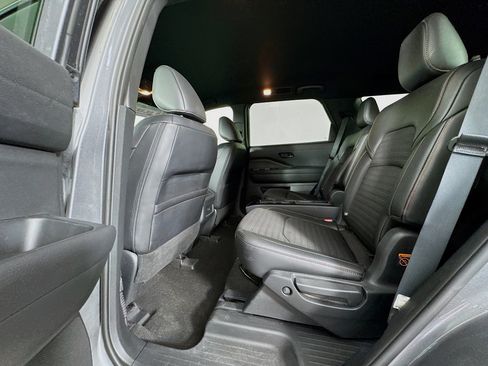 Used 2024 Nissan Pathfinder Rock Creek AWD/4WD image 23