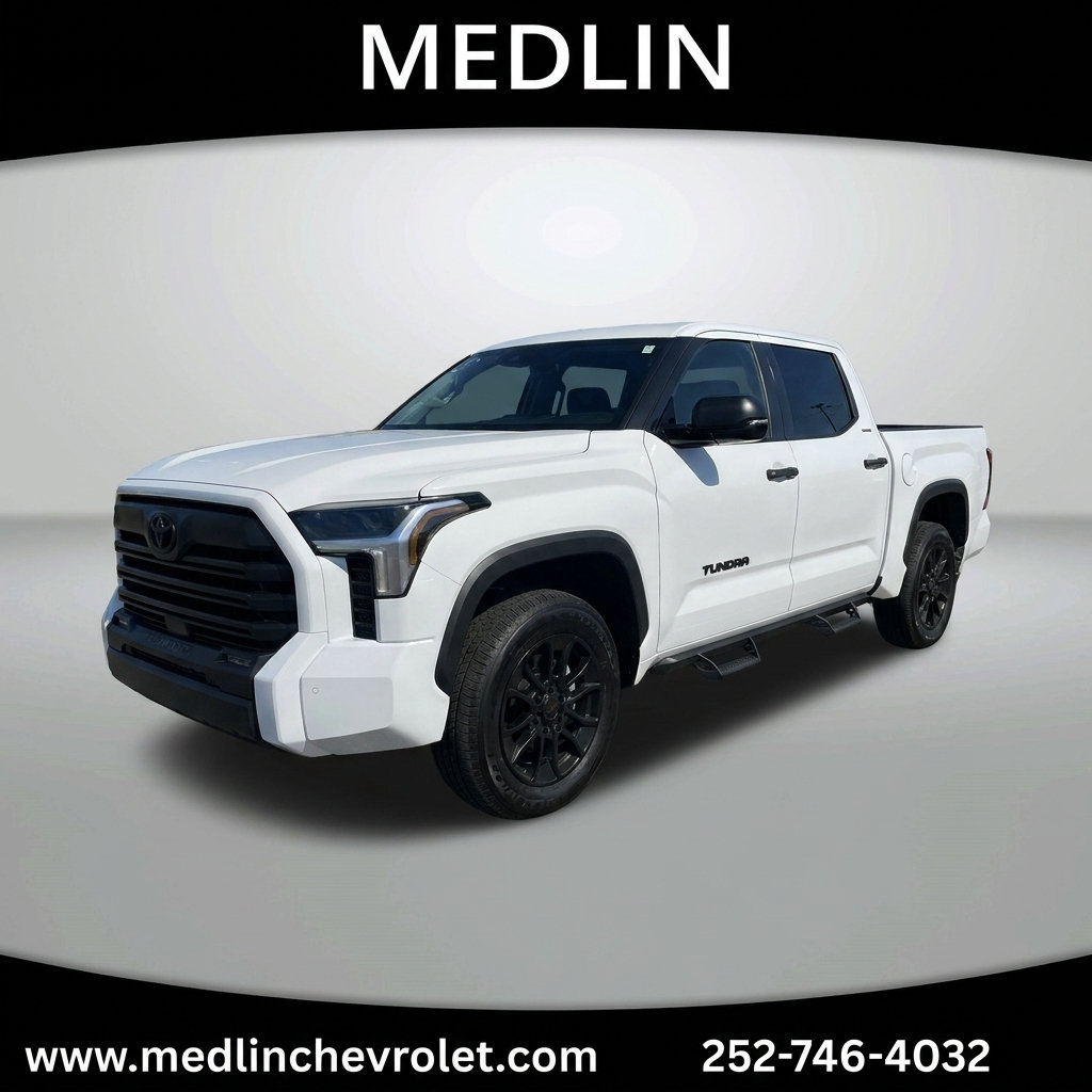 Used 2023 Toyota Tundra SR5 w/ SR5 Convenience Package AWD/4WD image 3
