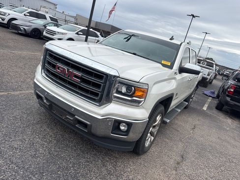 Used 2015 GMC Sierra 1500 SLT w/ SLT Crew Cab Value Package image 3