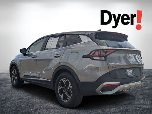 Used 2024 Kia Sportage LX image 7