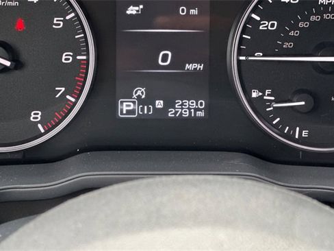 Used 2025 Subaru Crosstrek 2.5i Limited w/ Popular Package #4A image 30