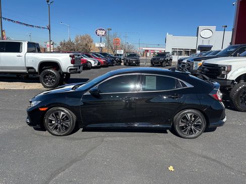 Used 2018 Honda Civic EX image 2