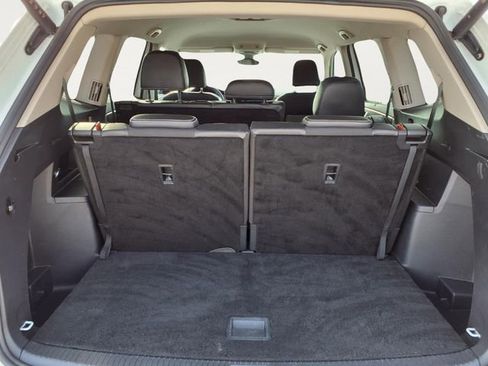 Used 2024 Volkswagen Atlas SE image 22