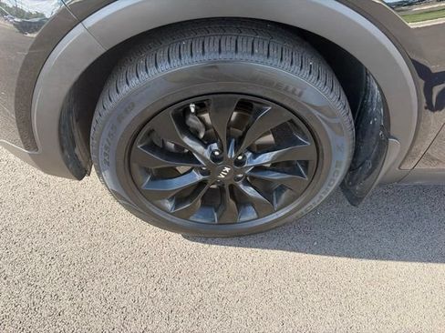 Used 2020 Kia Sorento EX FWD image 3