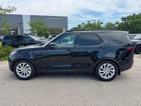 Used 2025 Land Rover Discovery S AWD/4WD image 2