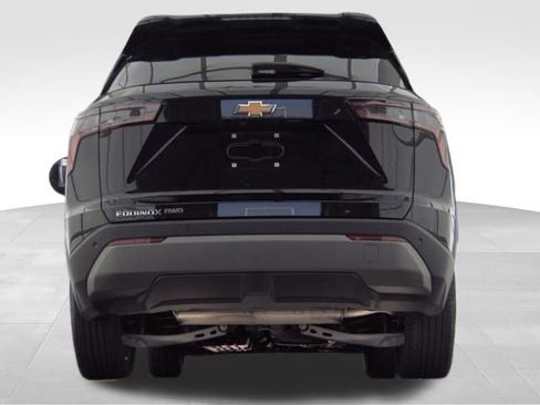 Used 2025 Chevrolet Equinox LT AWD/4WD image 4