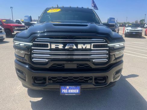 Used 2025 RAM 3500 Laramie w/ Sport Appearance Package AWD/4WD image 8