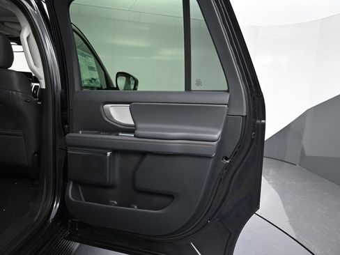 New 2025 Ford Expedition Max Active image 26