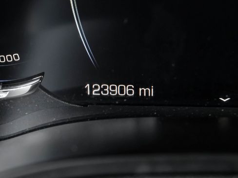 Used 2016 Cadillac Escalade Platinum image 23