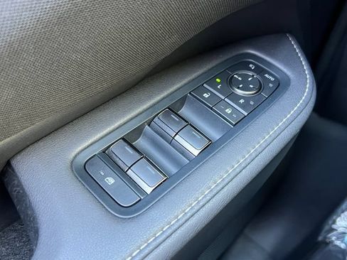 Used 2026 Lexus TX 500h AWD w/ Technology Package image 32