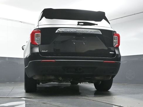 Used 2020 Ford Explorer XLT w/ Comfort Package image 41