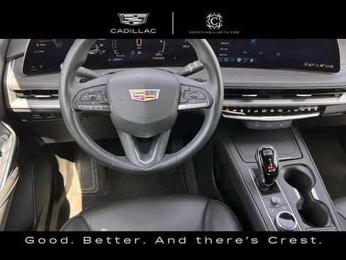 Used 2025 Cadillac XT4 Premium Luxury FWD image 13