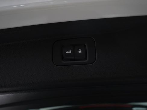 Certified 2025 Nissan Armada SL AWD/4WD image 20