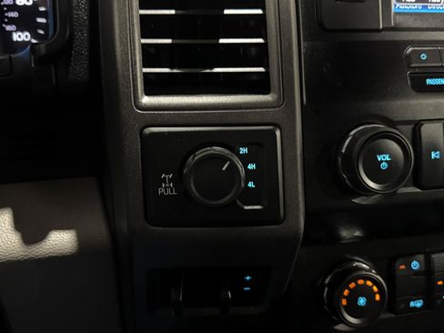 Used 2019 Ford F250 XL w/ Power Equipment Group AWD/4WD image 26