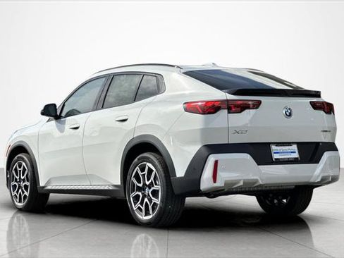 New 2026 BMW X2 xDrive28i w/ Technology Package image 3