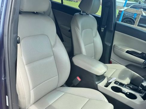 Used 2021 Kia Sportage S w/ S FWD Premium Package image 18