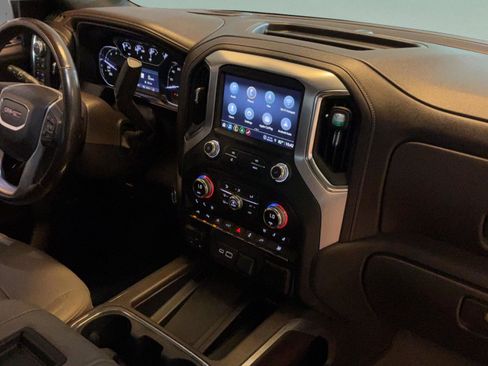 Used 2021 GMC Sierra 1500 SLT w/ SLT Convenience Package AWD/4WD image 34