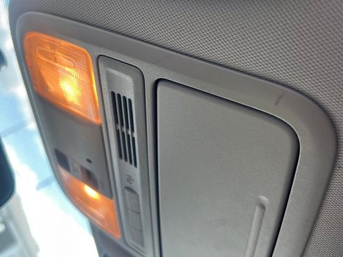 Used 2014 Honda Odyssey EX image 37