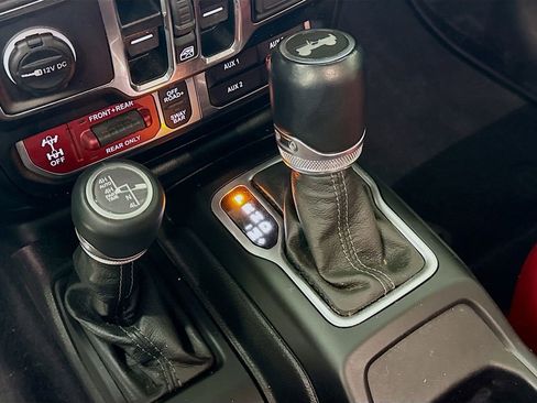 Used 2024 Jeep Wrangler Rubicon 392 image 19