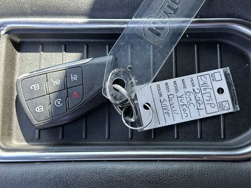 Used 2021 GMC Yukon Denali w/ Denali Ultimate Package image 27